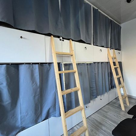 Hostel La Casa 迪利然 外观 照片