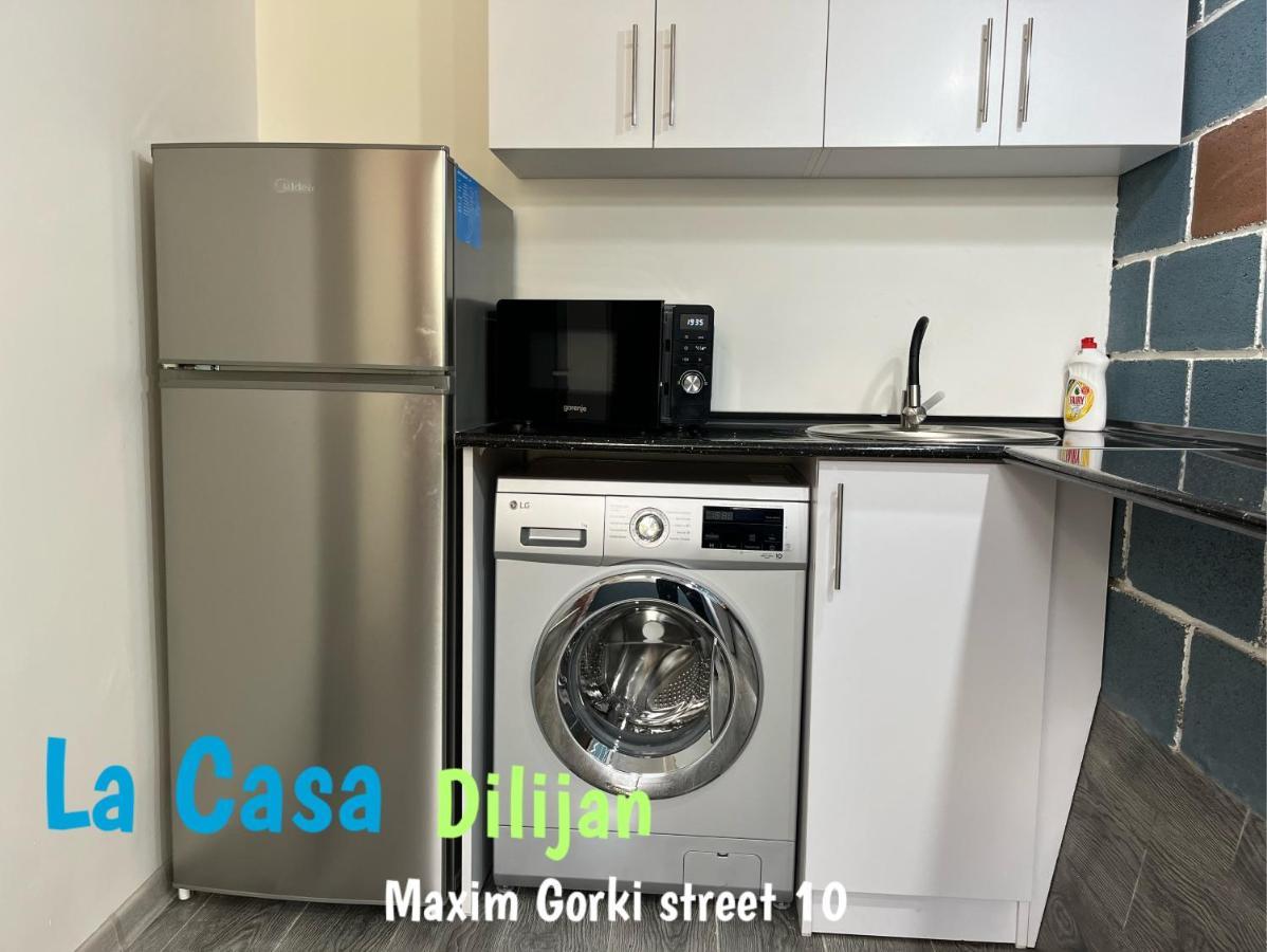 Hostel La Casa 迪利然 外观 照片